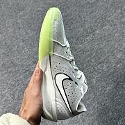 Colestore Nike G.T. Cut 3 EP ‘Light Bone Sail’  - 2