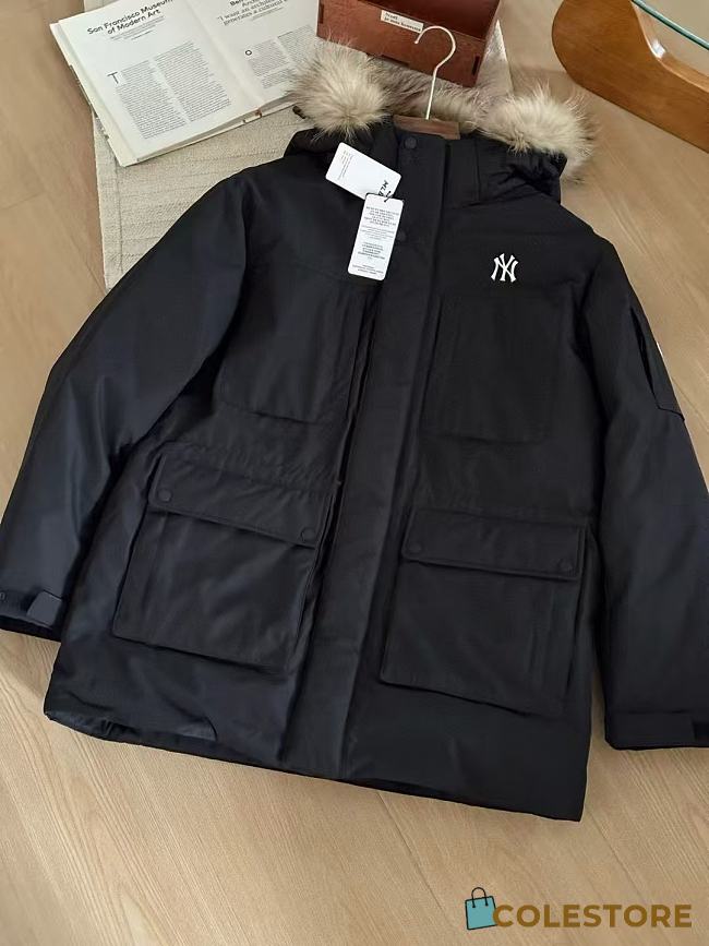Colestore MLB Basic Big Logo Hood Fur Mid Padded Parka New York Yankees Black  - 1