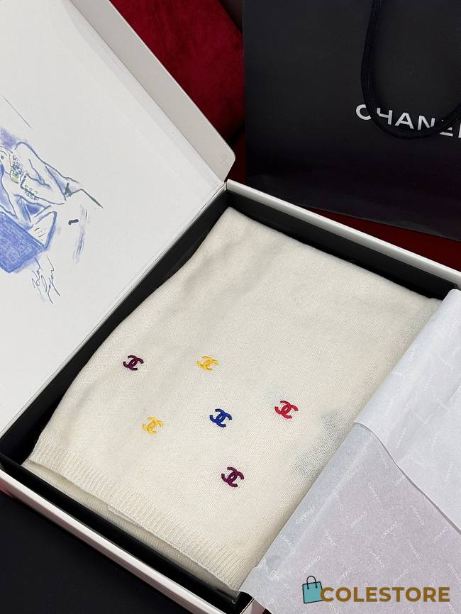 Colestore Chanel CC Logo Scarf White 79 x 190 cm - 1