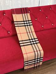 Colestore Burrbery Scarf In Brown 168 x 30 cm - 2