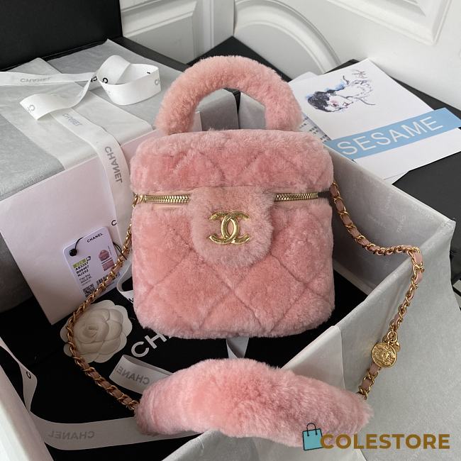Colestore Chanel Vanity Case Pink Fur 27*17*17*cm - 1
