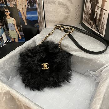 Colestore Chanel Should Bag Fur Black 15*11*4.5cm