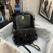 Colestore Chanel Should Bag Fur Black 15*11*4.5cm - 4