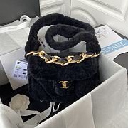 Colestore Chanel Flap Bag Fur Black 24x18x7cm - 1
