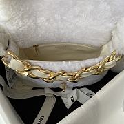 Colestore Chanel Flap Bag Fur White 23*16*12*cm - 3