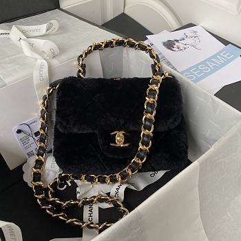 Colestore Chanel Flap Bag Fur Black 15X20.5X8cm