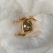 Colestore Chanel Flap Bag Fur White 15X20.5X8cm - 2