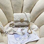 Colestore Chanel Heart White 18X13.5X5.5cm - 1