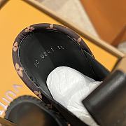 Colestore Louis Vuitton LV Logo Boots Leather Black - 5