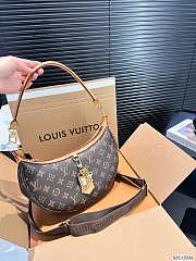 Colestore Louis Vuitton Loop Monogram 28 x 15 cm - 5