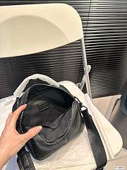 Colestore Louis Vuitton Shoulder Bag Black 19 x 17 cm - 2