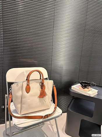 Colestore Louis Vuitton Lock It Tote White 24 x 28 cm