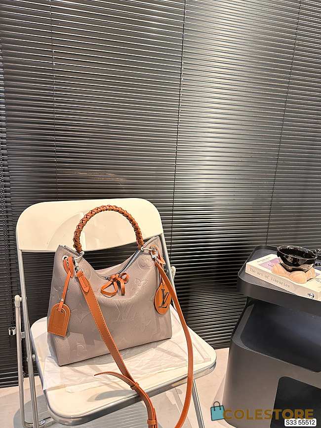 Colestore Louis Vuitton Tote Grey 31 x 28 cm - 1