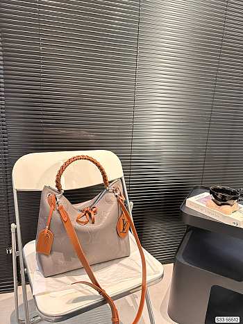 Colestore Louis Vuitton Tote Grey 31 x 28 cm