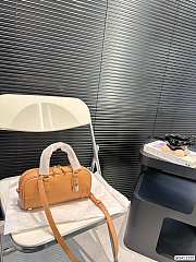 Colestore Loewe Amazona 23 Cropped bag in nappa calfskin Beige 24 x 11 cm  - 1