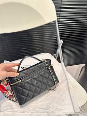 Colestore Chanel Vanity Case Black 19 x 12 cm - 5