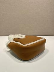 Colestore Prada Shearling mini Brown 18 x 15.5 x 10cm - 5