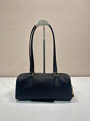 Colestore Prada Re-Nylon and leather medium top-handle bag with padlock Black 29 x 12.5 x 10cm - 6