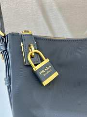 Colestore Prada Aimée large Re-Nylon and leather shoulder bag with padlock Black 34 x 19.5 x 10cm - 3