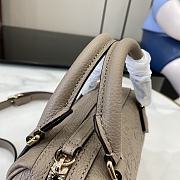 Colestore GUCCI GG Emblem Small Top Handle Bag Dover 16.5 x 10 x 8cm - 3