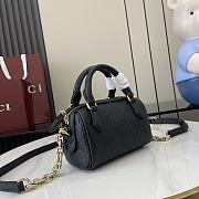 Colestore GUCCI GG Emblem Small Top Handle Bag Black 16.5 x 10 x 8cm - 5