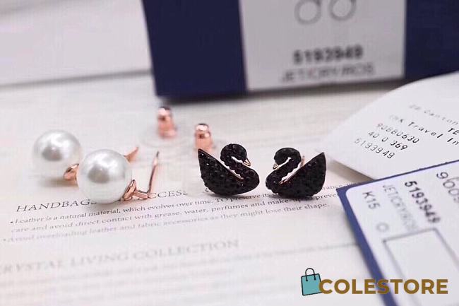 Colestore Swarovski Dancing Swan Earrings Black/ Silver  - 1
