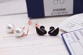 Colestore Swarovski Dancing Swan Earrings Black/ Silver 