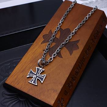 Colestore Chrome Heart Necklace 06