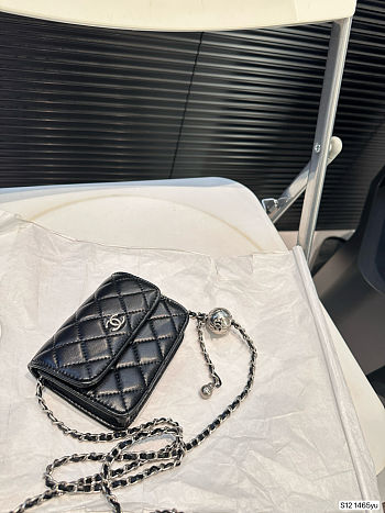 Colestore Chanel 21S Camelia Card Holder w/ Chain Black 12 x 10 cm