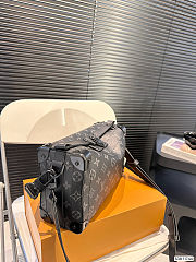 Colestore Louis Vuitton Soul Trunk East West Black 29 x 17 cm - 5