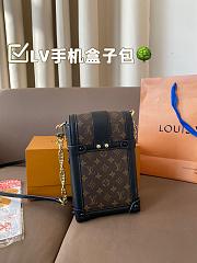 Colestore Louis Vuitton Pochette Trunk Verticale Monogram Black 12 x 18 cm - 3