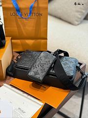 Colestore Louis Vuitton Trio Messenger Monogram Eclipse Black 24 cm - 5