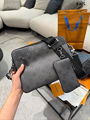 Colestore Louis Vuitton Trio Messenger Monogram Eclipse Black 24 cm - 3