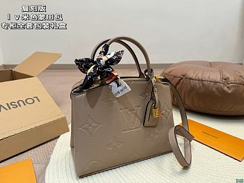 Colestore Louis Vuitton Petit Palais Beige 28*12*21cm