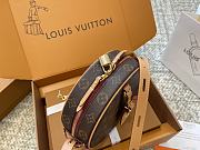 Colestore Louis Vuitton PM Boite Chapeau Souple Monogram 22.5 x 20 x 8 cm - 4
