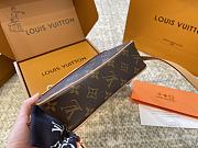 Colestore Louis Vuitton Monogram Pochette Cite 21 x 12 cm - 6