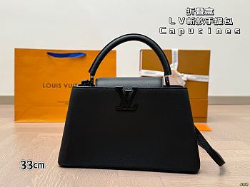 Colestore Louis Vuitton Capucines Black 33 x 19 cm