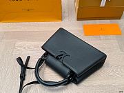 Colestore Louis Vuitton Capucines Black 22 x 12 cm - 4