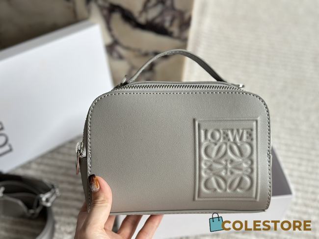 Colestore Loewe Mini crossbody camera bag in satin calfskin Grey 18 x 12 cm - 1