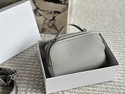 Colestore Loewe Mini crossbody camera bag in satin calfskin Grey 18 x 12 cm - 3