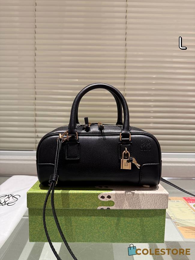 Colestore Loewe Amazona 23 Cropped bag in nappa calfskin Black 24*11 cm - 1