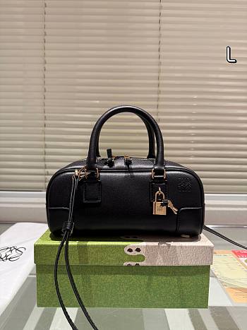 Colestore Loewe Amazona 23 Cropped bag in nappa calfskin Black 24*11 cm