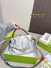 Colestore Loewe Flamenco Bag Ivory 23 x 18 cm - 6