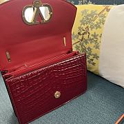Colestore Valentino Garvani Vain Shoulder Bag In Crocodile Leather Red 24 x 16 x 8 cm - 4