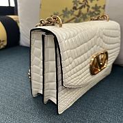 Colestore Valentino Garvani Vain Shoulder Bag In Crocodile Leather White 24 x 16 x 8 cm - 4