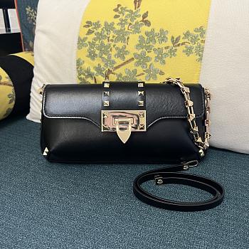Colestore Valentino Garavani Rockstud leather shoulder bag Black 26 x 13 x 7 cm
