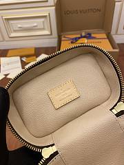 Colestore Louis Vuitton Nice Nano Toiletry Bag Brown 14x10.2x8.5CM - 6
