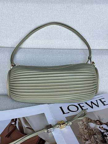 Colestore Loewe Bracelet Pouch in pleated nappa lambskin Rosemary 25 x 10 x 10 cm 
