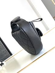 Colestore Chanel 23b Hobo Handle Bag Black 16x16x5.5cm - 2
