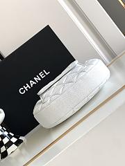 Colestore Chanel 23b Hobo Handle Bag White 16x16x5.5cm - 5
